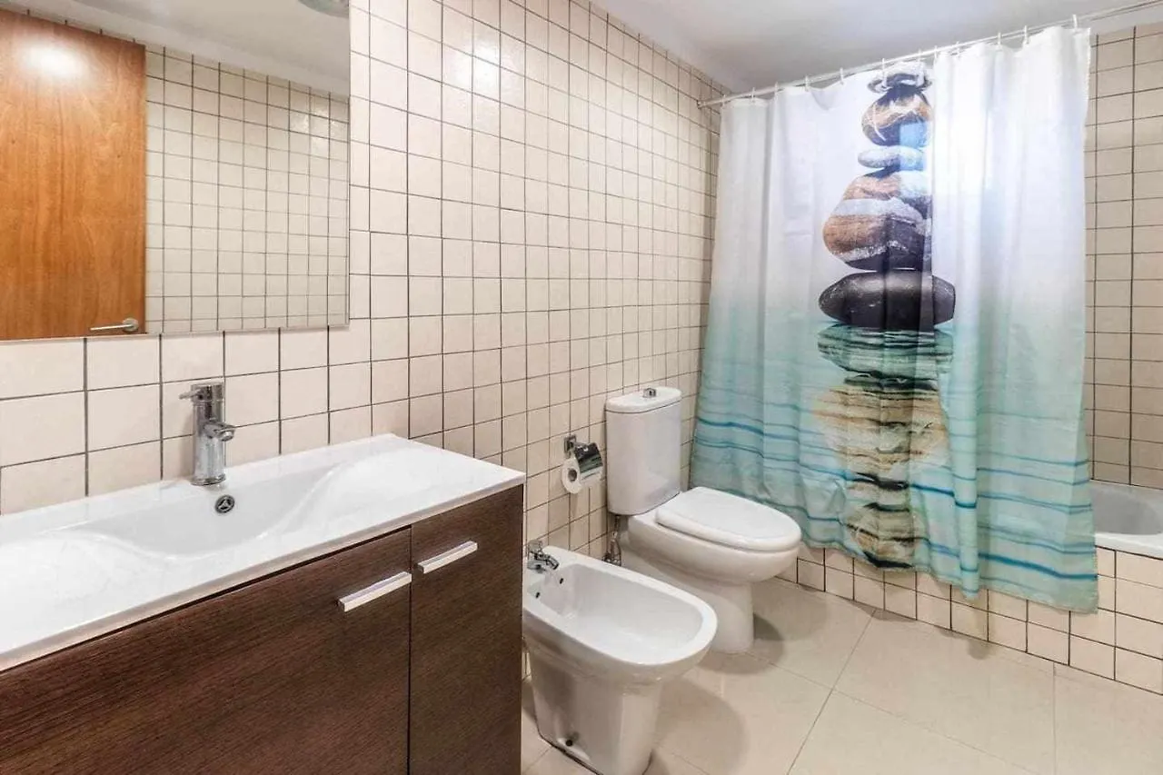 Can Buganto Amplia Casa Con Piscina Y Jardin Llambillas 0*,